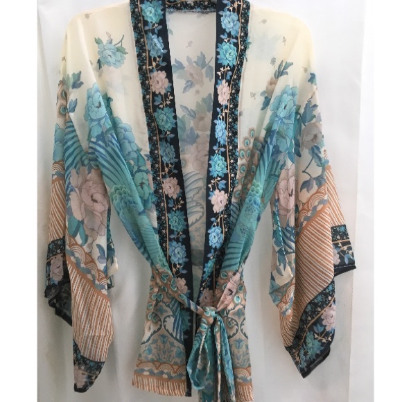 Cloud Dancer Short KIMONO Beach Wrap Coverup - Picture 5 of 6